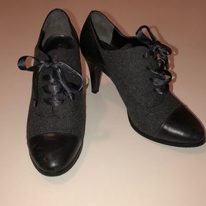 NEW Lace Up Vintage Heels
